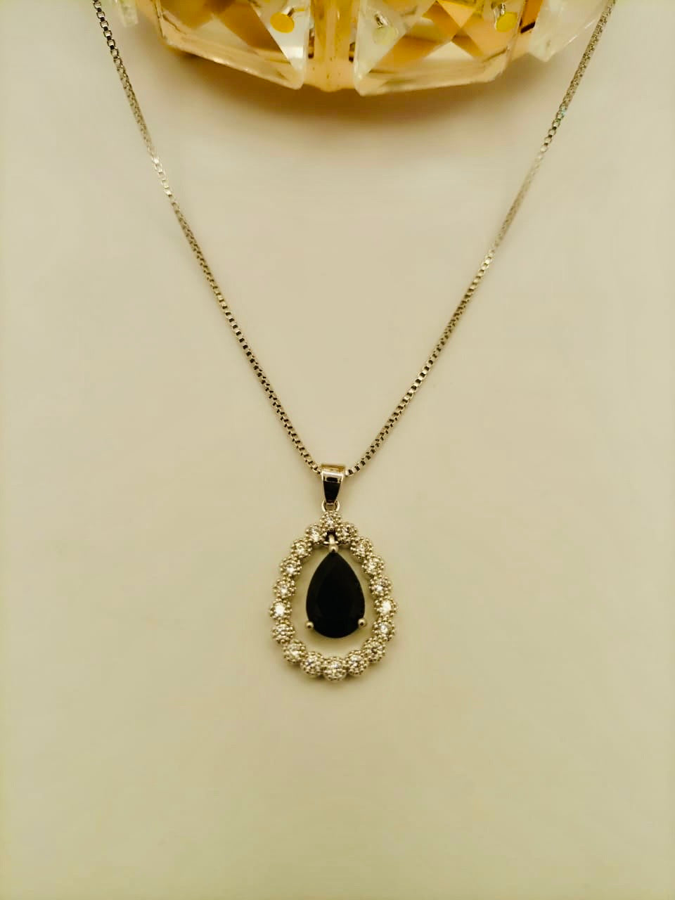 Elegant Silver Colour with Black Stone Style Blush